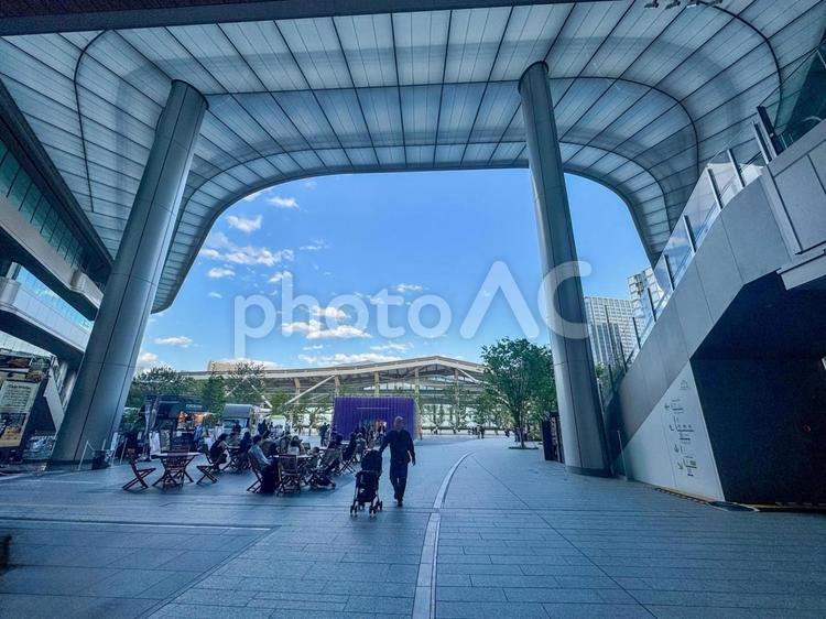 高輪ゲートウェイ 高輪ゲートウェイ,高輪ゲートウェイ駅,駅前の写真素材