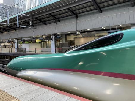 東京駅2025:東北新幹線の先頭車両 東京駅2025:東北新幹線の先頭車両 東京,駅,東北の写真素材