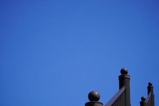 フェンス 青空 フェンス 青空の写真