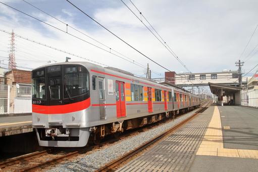 山陽電鉄、尾上の松駅、ホーム 山陽電鉄、尾上の松駅、ホームの写真