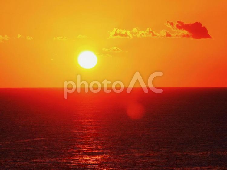 海と夕日 海,夕日,オレンジの写真素材