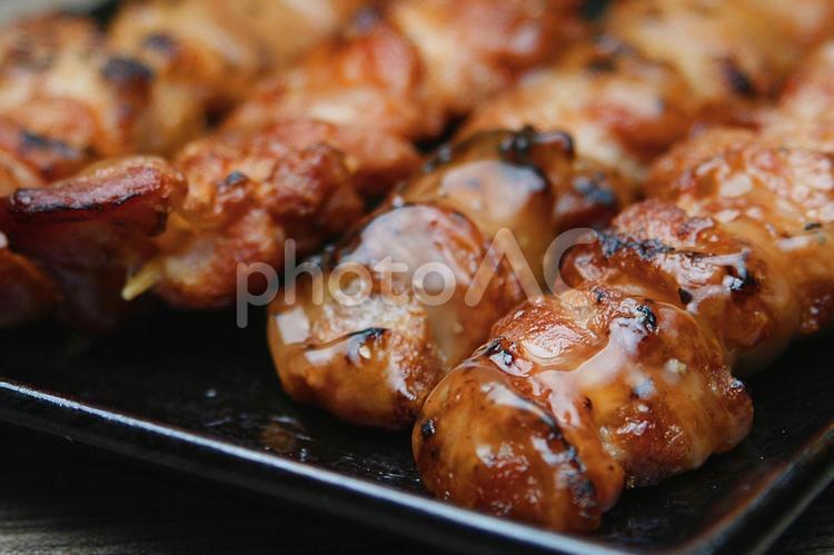 焼き鳥（とりもも・塩）-04 焼き鳥,鶏肉,とりももの写真素材