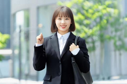 就活生・新入社員の若い女性 女性,就活,就職の写真素材