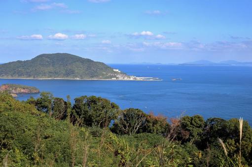 糸島市蒙古山展望台から玄界島を望む 玄界島,博多湾,糸島の写真素材
