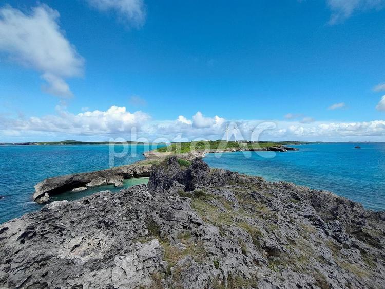 西平安名崎の美しい海 西平安名崎,宮古島,海の写真素材