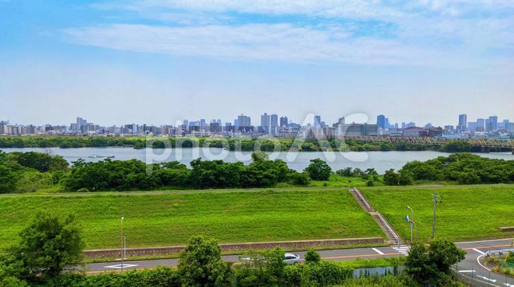 街並み　景色　自然　青空 青空,背景,素材の写真素材