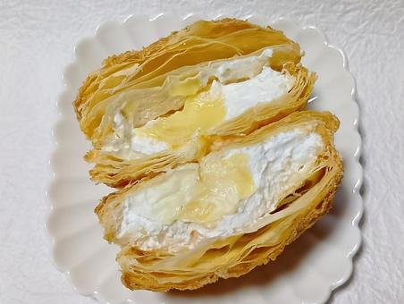 ミルフィーユシュー ミルフィーユシュー,食べ物,スイーツの写真素材