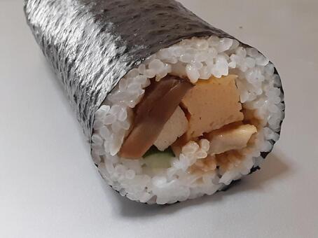 恵方巻き 恵方巻き,太巻き,寿司の写真素材