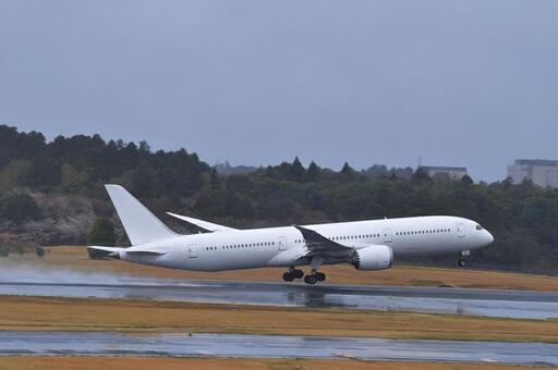 飛行機　ボーイング787　白 旅客機,航空機,エンジンの写真素材