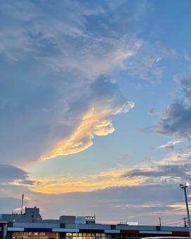雲と空とヒカリの写真