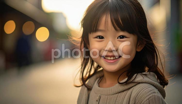 白い歯を見せて笑う女の子 歯,デンタルケア,ブレスケアの写真素材