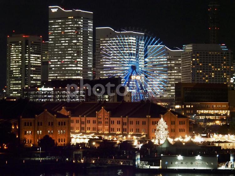 横浜みなとみらいの夜景 夜景,ビル,ビル街の写真素材