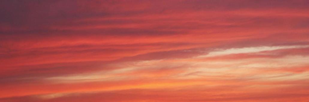 空７７（夕焼け空　ヘッダーサイズ） 夕焼け,きれい,うつくしいの写真素材