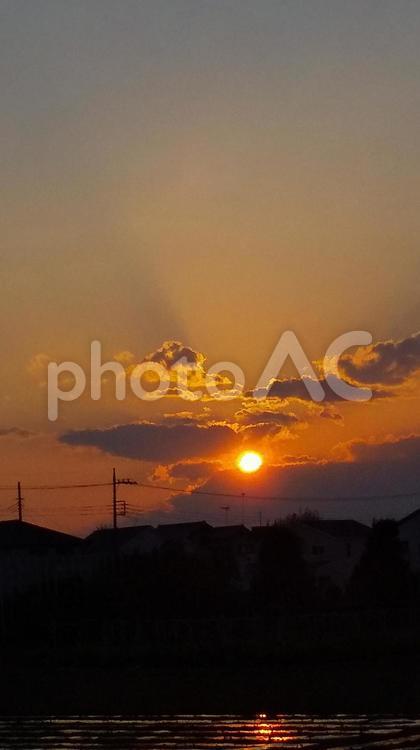 夕陽 夕陽,夕焼け,空の写真素材