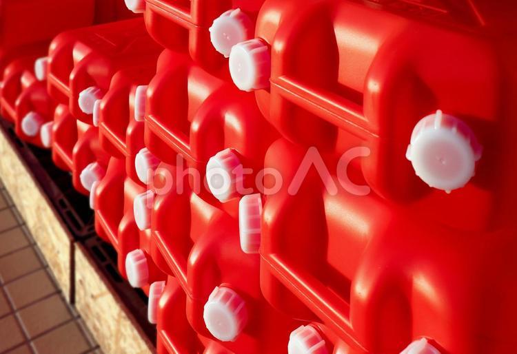 ポリタンク　燃料のイメージ　0171S ポリタンク,灯油,灯油タンクの写真素材