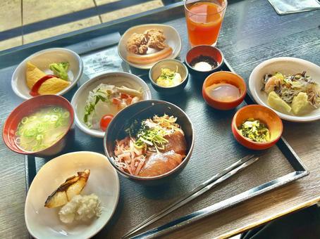 ホテルの朝食バイキング ホテルの朝食バイキングの写真