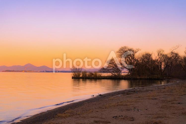 琵琶湖　癒される風景写真 海,風景,海岸の写真素材