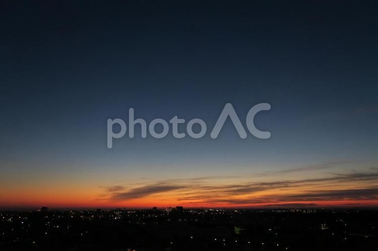 朝焼け　日の出　dawn  朝焼け,夜明け,朝焼け雲の写真素材