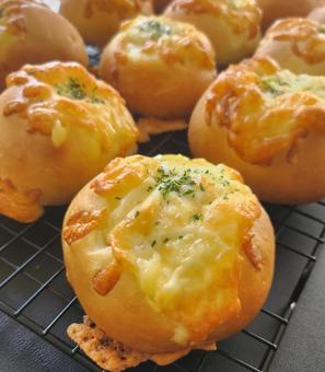 焼き立てパン 焼き立てパンの写真