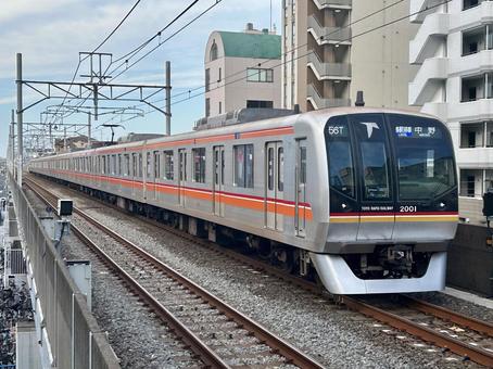 東葉高速鉄道 2000系 行徳駅 東葉高速鉄道 2000系 行徳駅 東葉高速鉄道,2000系,東京地下鉄の写真素材