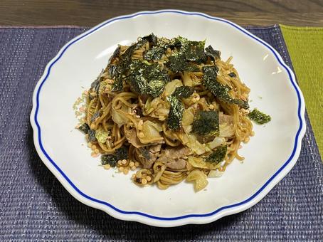 焼きそば 焼きそば,めん類,皿の写真素材