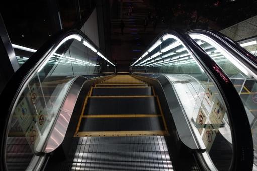 エスカレーター エスカレーター,階段,のぼるの写真素材