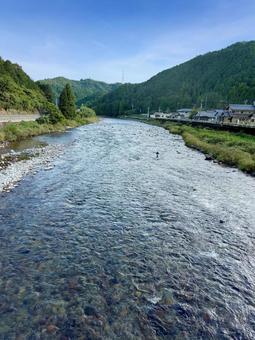 穴洞橋から眺める板取川 穴洞橋,板取川,河川の写真素材