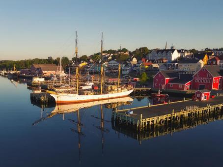 アメリカの小さな港と船 アメリカの小さな港と船 港,船,ノスタルジックの写真素材