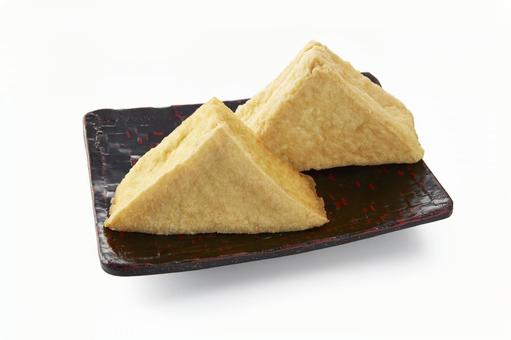 おでんの具材 厚揚げ おでんの具材 厚揚げ 厚揚げ,おでん,おでん具材の写真素材
