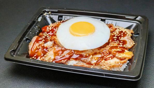 焼豚玉子飯-02 焼豚玉子飯-02の写真