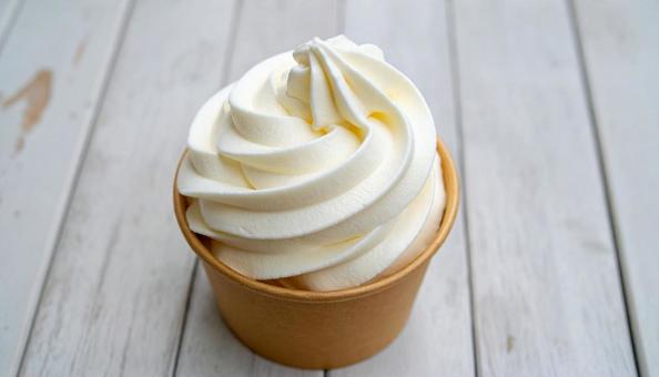 シンプルなとろけるソフトクリーム シンプルなとろけるソフトクリームの写真