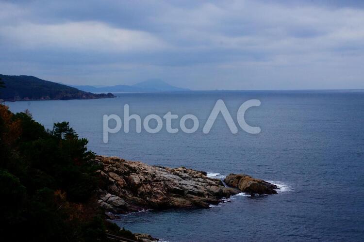 思えば遠くに来たものだ 海,空,水平線の写真素材