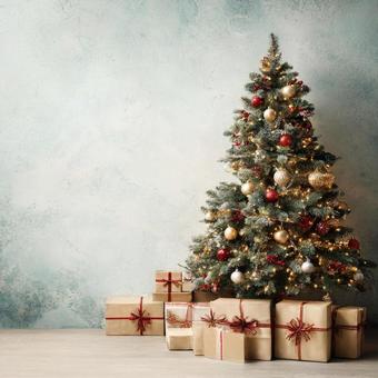 プレゼントが置いているクリスマスツリー プレゼントが置いているクリスマスツリーの写真