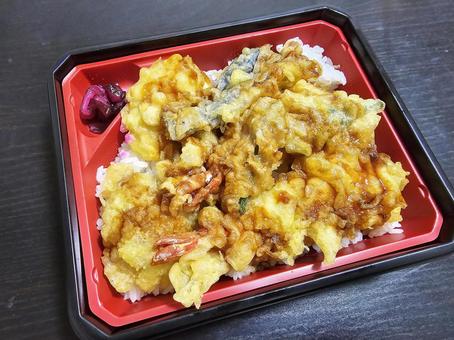 天丼 天丼 弁当,テイクアウト,海老天の写真素材