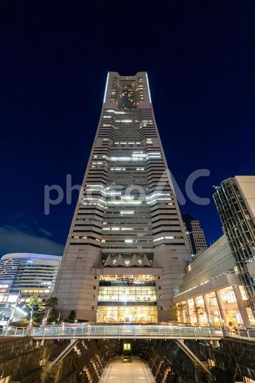 横浜ランドマークタワーの夜景 横浜,ランドマークタワー,みなとみらいの写真素材