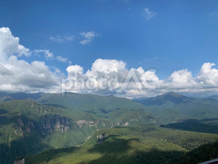 層雲峡を臨んで 山脈,層雲峡,絶景の写真素材