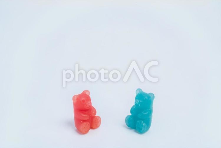 クマのろうそく　おしゃべりのイメージ クマ,ロウソク,小物の写真素材