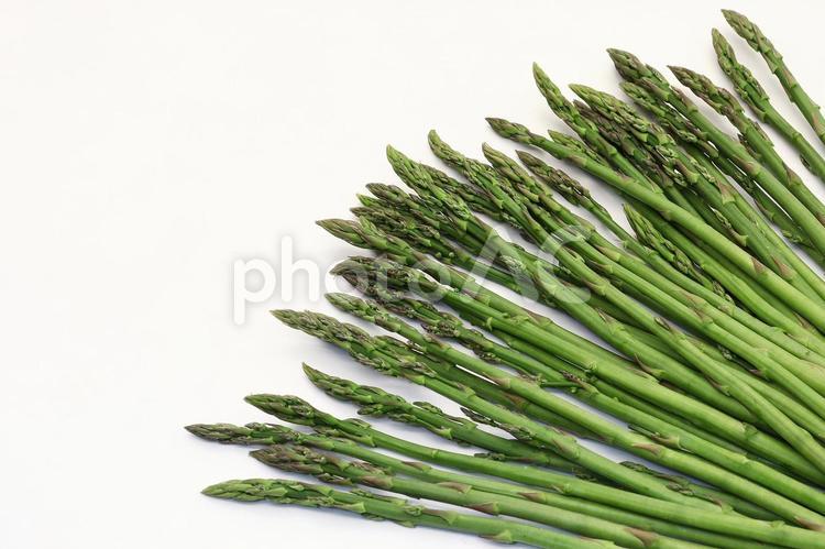 アスパラガス（規格外） アスパラガス,野菜,採りたての写真素材