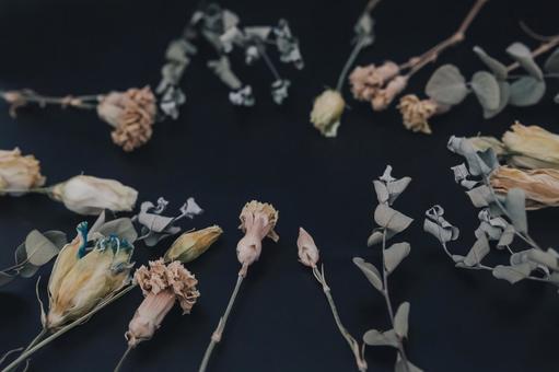 ドライフラワー ドライフラワー ブーケ,花,ドライフラワーの写真素材