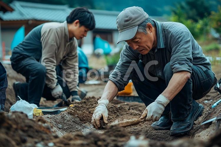 遺跡発掘・文化財調査を行う学者・調査員 発掘,調査,遺跡の写真素材