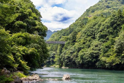 山の中の川 山の中の川の写真