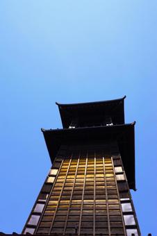 川越市の青空の下の時の鐘5 川越市の青空の下の時の鐘5 時の鐘,川越市,鐘の写真素材