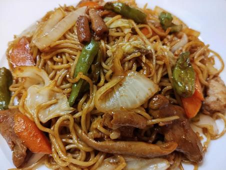 焼きそば ホルモン入り 焼きそば ホルモン入りの写真