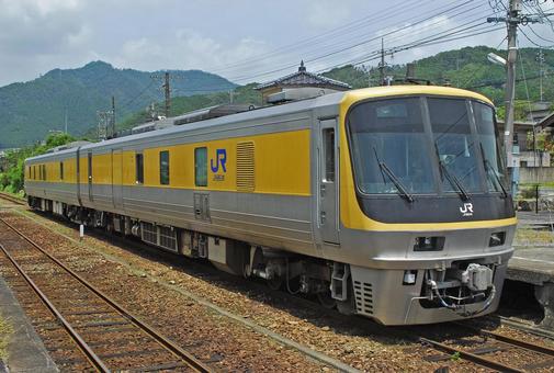 キヤ141 検測車 因美線 キヤ141 検測車 因美線 鉄道,電車,線路の写真素材