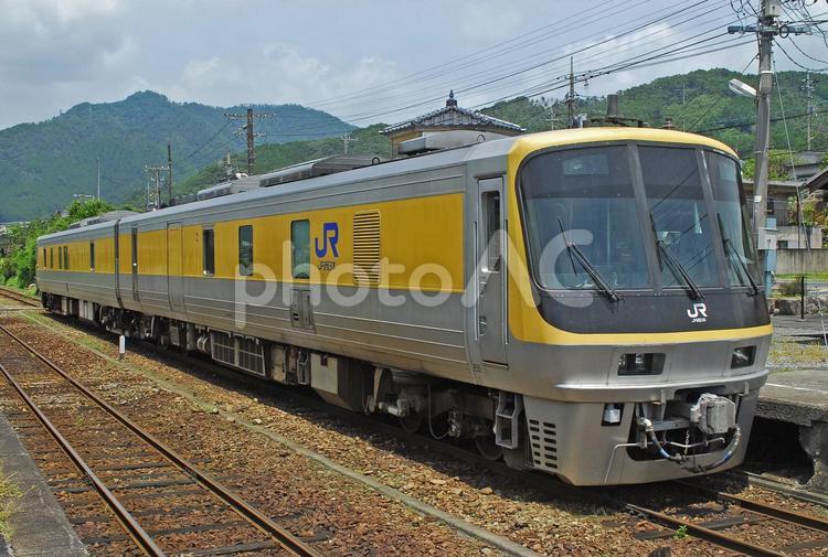 キヤ141　検測車　因美線  鉄道,電車,線路の写真素材