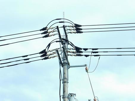 【風景写真】電柱 【風景写真】電柱 電柱,電信柱,空の写真素材