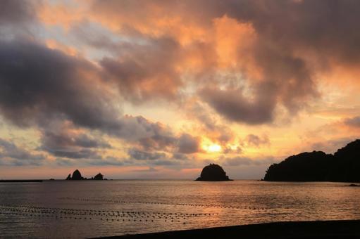 西伊豆町の素晴らしい夕陽 西伊豆町の素晴らしい夕陽の写真