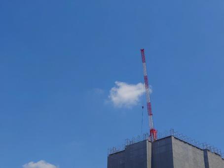 建設現場のクレーンと雲 クレーン,建設現場,青空の写真素材