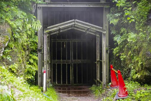 世界文化遺産 石見銀山の大久保間歩 世界文化遺産 石見銀山の大久保間歩 石見銀山,石見銀山遺跡,大久保間歩の写真素材