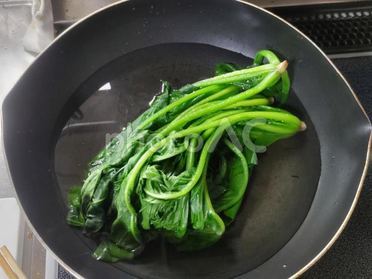 茹でたほうれん草 ほうれん草,茹でる,加熱の写真素材